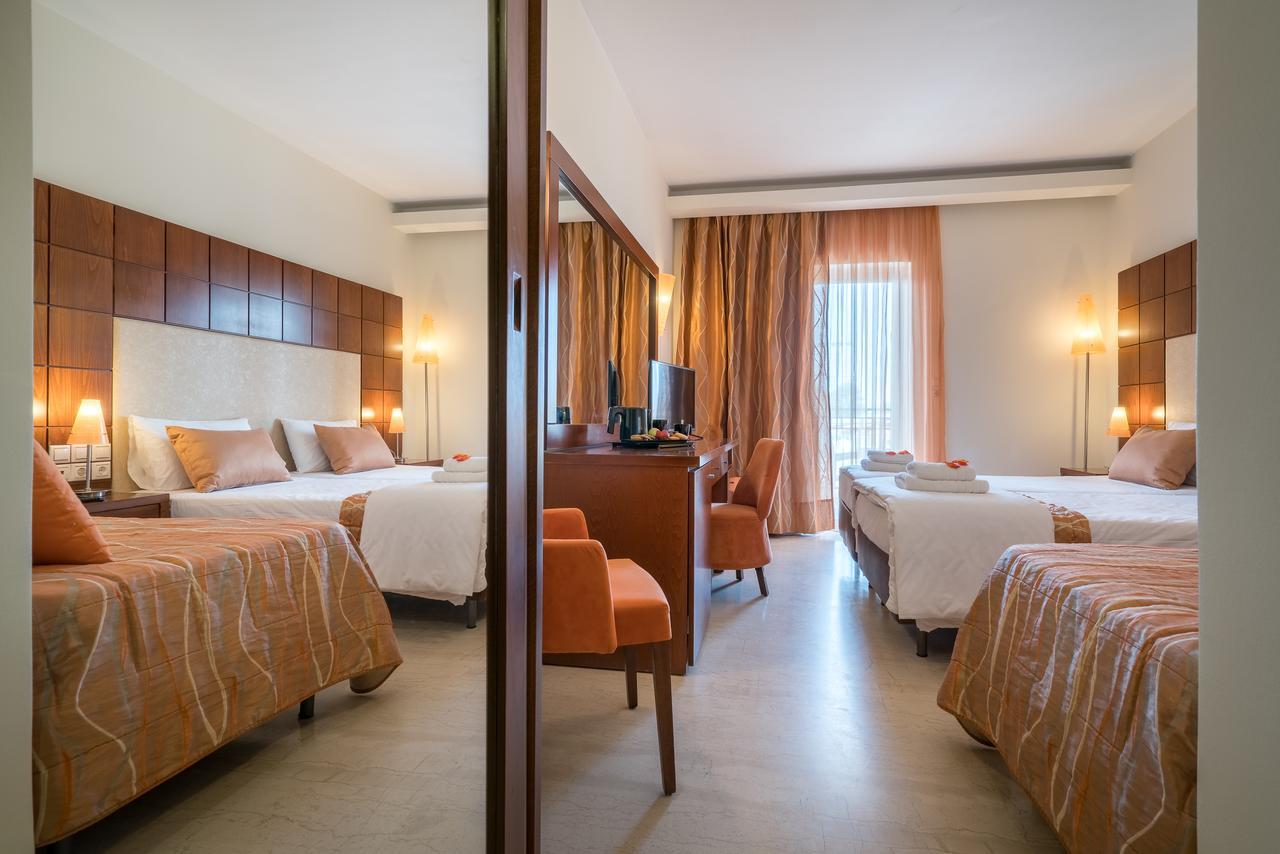 ซานเต พาร์ค โฮเต็ล บีดับเบิลยู พรีเมียร์ คอลเลคชั่น Hotel ลากานาส ภายนอก รูปภาพ
